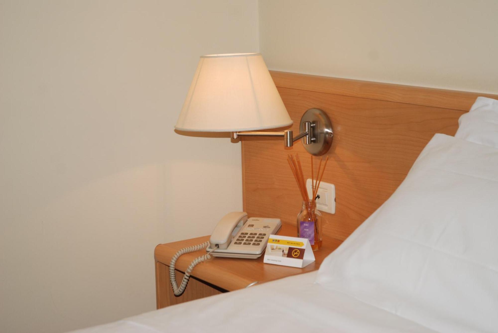 Hotel Continental Brescia Roncadelle Екстер'єр фото