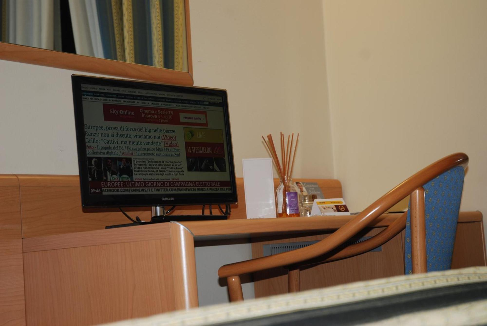 Hotel Continental Brescia Roncadelle Екстер'єр фото