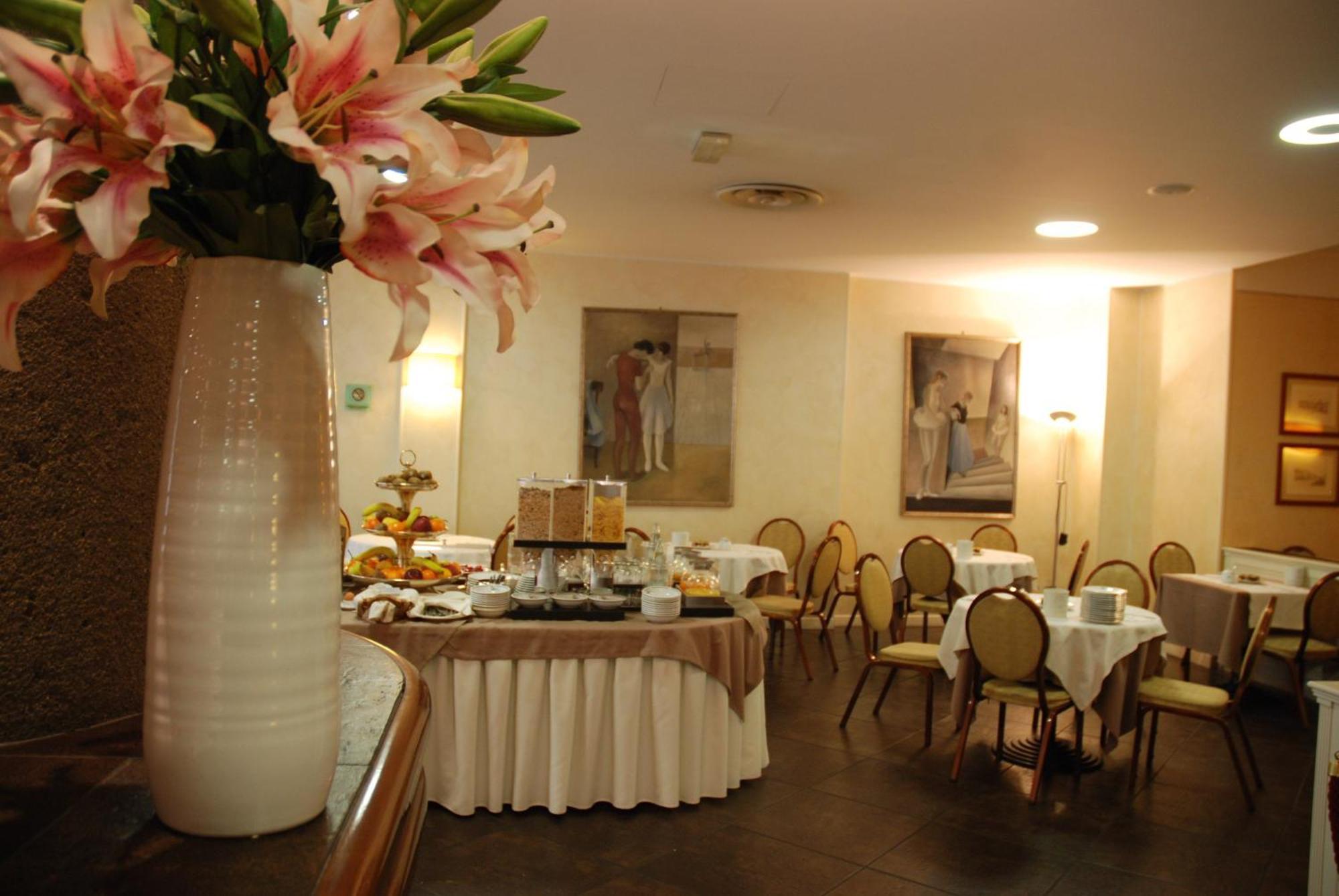Hotel Continental Brescia Roncadelle Екстер'єр фото